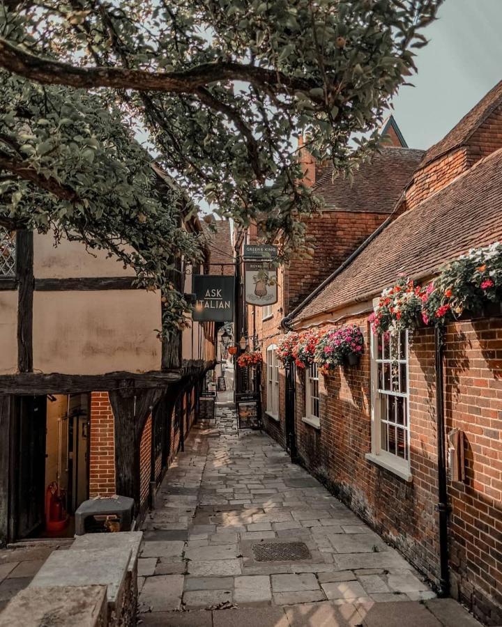 Winchester Retreat Leilighet Eksteriør bilde