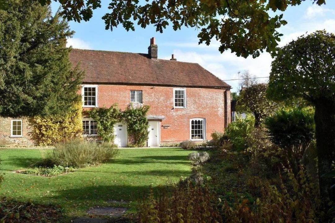 Winchester Retreat Leilighet Eksteriør bilde